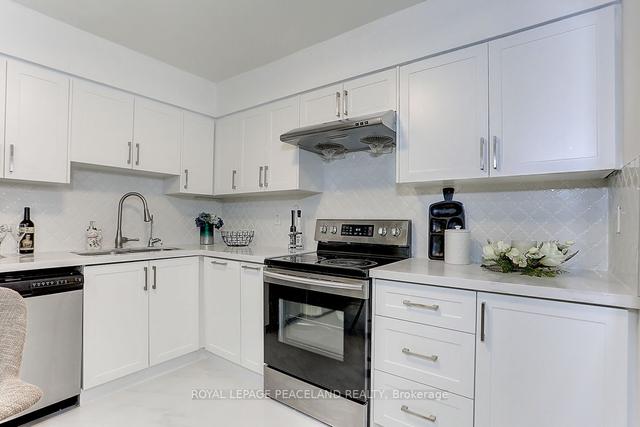 111 - 1701 Mccowan Rd, Condo with 2 bedrooms, 1 bathrooms and 1 parking in Toronto ON | Image 7
