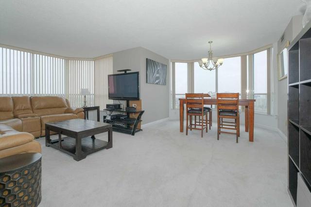 2002 - 22 Hanover Rd, Condo with 2 bedrooms, 2 bathrooms and 2 parking in Brampton ON | Image 13