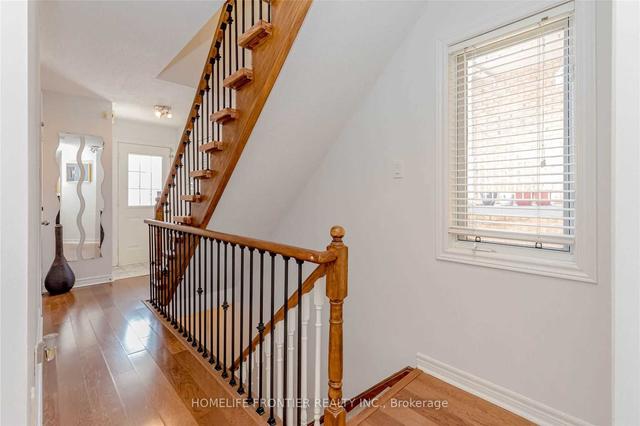 9 - 20 Larissa Crt, Townhouse with 3 bedrooms, 4 bathrooms and 2 parking in Vaughan ON | Image 26