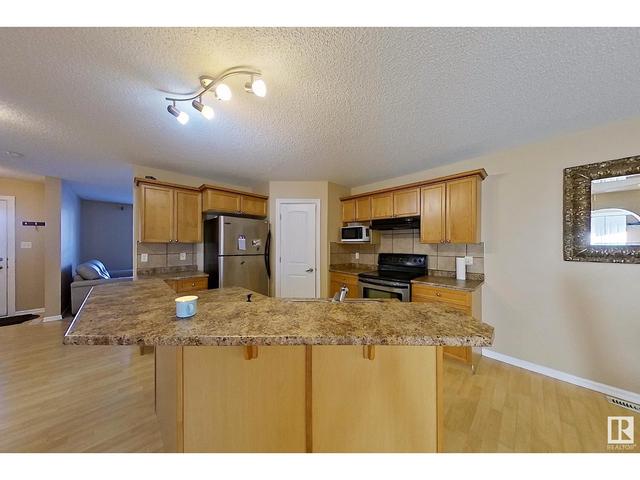 134 63 St Sw, House detached with 3 bedrooms, 2 bathrooms and null parking in Edmonton AB | Image 15