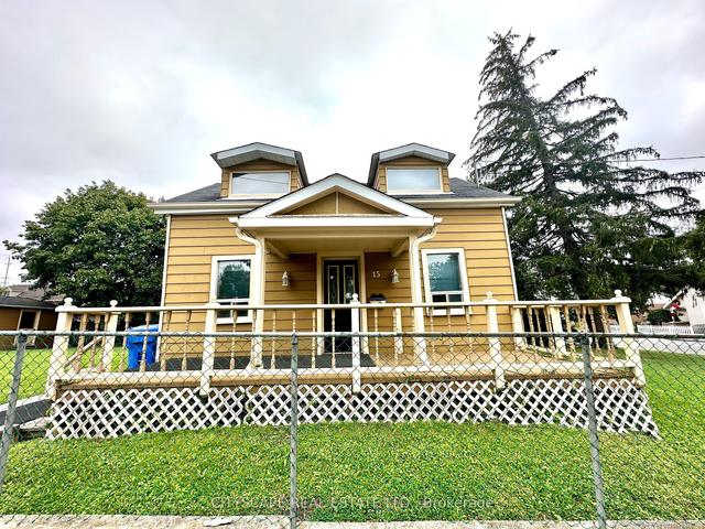 15 Henry St, House detached with 2 bedrooms, 2 bathrooms and 4 parking in Mississauga ON | Image 15
