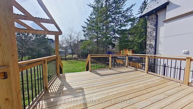 129 Betty Ann Dr, House detached with 3 bedrooms, 2 bathrooms and 8 parking in Toronto ON | Image 15