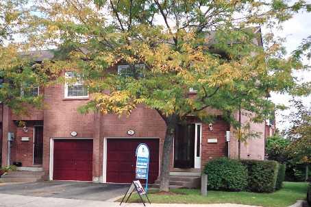 20 - 2004 Glenada Cres, Townhouse with 3 bedrooms, 3 bathrooms and 1 parking in Oakville ON | Image 1