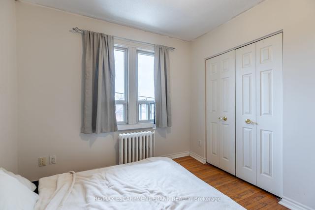 17 - 2 Vineland Ave, Condo with 2 bedrooms, 1 bathrooms and 1 parking in Hamilton ON | Image 14