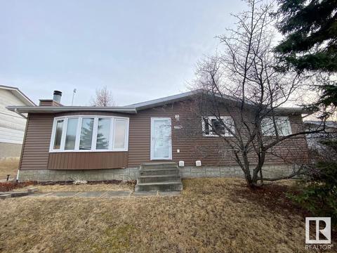 5311 Willow Dr S, House detached with 4 bedrooms, 2 bathrooms and null parking in Boyle AB | Card Image
