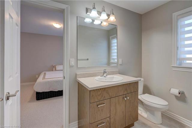 jack and jill bathroom between 3rd and 4th bedroom | Image 28