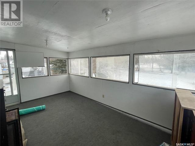 722 Portage Avenue, House detached with 4 bedrooms, 3 bathrooms and null parking in Wadena SK | Image 4