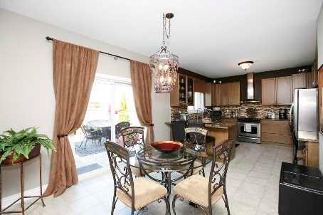 4 Belleville Dr, House detached with 4 bedrooms, 3 bathrooms and 4 parking in Brampton ON | Image 2
