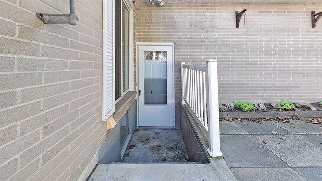 32 Henderson Ave, House detached with 3 bedrooms, 2 bathrooms and 3 parking in Markham ON | Image 18