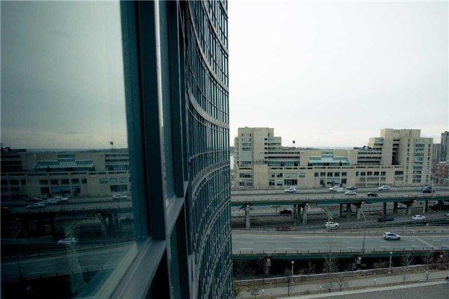 1002 - 11 Brunel Crt, Condo with 1 bedrooms, 1 bathrooms and 1 parking in Toronto ON | Image 10