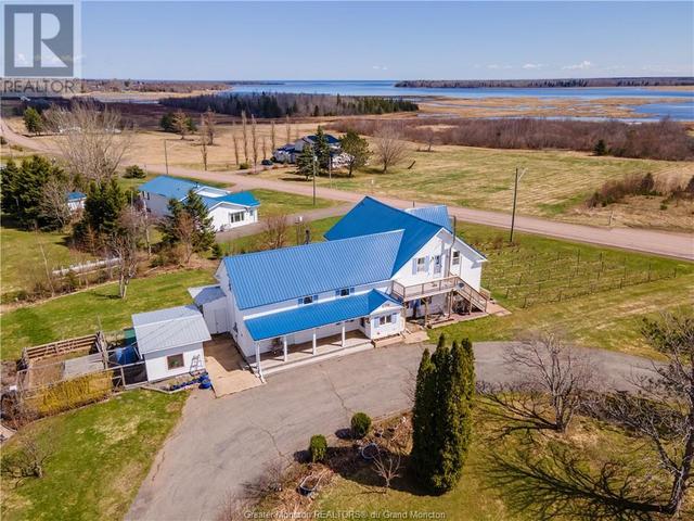 5668 Route 15, House other with 4 bedrooms, 3 bathrooms and null parking in Beaubassin East NB | Image 1