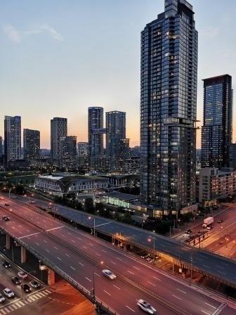 lph 10 - 410 Queens Quay West Blvd, Condo with 2 bedrooms, 2 bathrooms and 1 parking in Toronto ON | Image 17