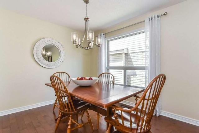 9 Carroll Cres, House detached with 3 bedrooms, 4 bathrooms and 2 parking in Guelph ON | Image 4