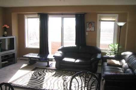 69 - 45 Bristol St E, Townhouse with 3 bedrooms, 2 bathrooms and 2 parking in Mississauga ON | Image 2