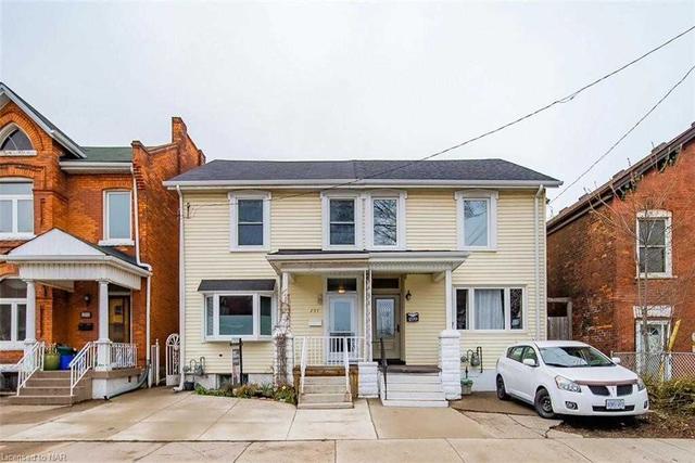 297 John St, House semidetached with 3 bedrooms, 3 bathrooms and 4 parking in Hamilton ON | Image 12