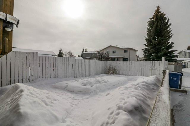 79 Excell Street, House detached with 4 bedrooms, 2 bathrooms and 1 parking in Red Deer County AB | Image 25
