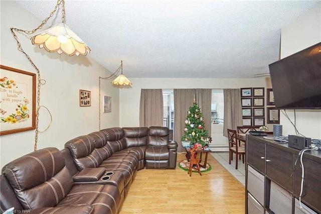 304 - 242 Oakdale Ave, Condo with 2 bedrooms, 1 bathrooms and 1 parking in St. Catharines ON | Image 13
