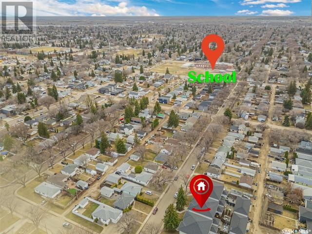 1137 5th Street E, House semidetached with 4 bedrooms, 4 bathrooms and null parking in Saskatoon SK | Image 50