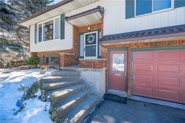 123 Sandsprings Crescent, House detached with 3 bedrooms, 2 bathrooms and 4 parking in Kitchener ON | Image 6