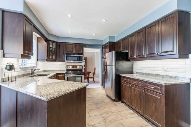 865 Brigadoon Dr, House detached with 3 bedrooms, 4 bathrooms and 2 parking in Hamilton ON | Image 11