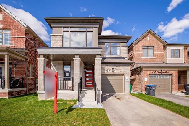 9 Emily St, House detached with 4 bedrooms, 4 bathrooms and 3 parking in Brampton ON | Image 1