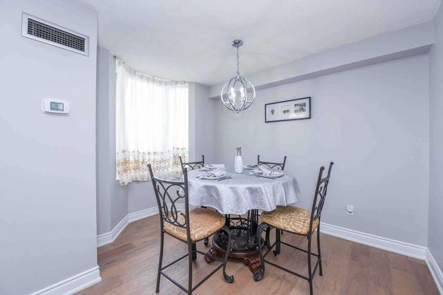 1109 - 5 Lisa St, Condo with 3 bedrooms, 2 bathrooms and 1 parking in Brampton ON | Image 6