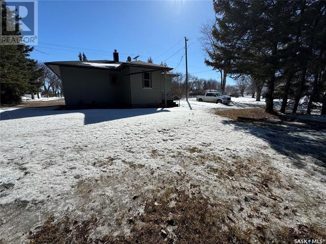 504 Highway Avenue E, House detached with 2 bedrooms, 1 bathrooms and null parking in Preeceville SK | Image 23