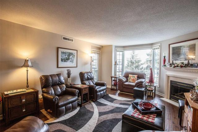 208 - 990 Golf Links Rd, Condo with 2 bedrooms, 2 bathrooms and 1 parking in Hamilton ON | Image 12