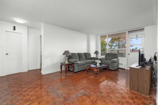 301 - 235 Grandravine Dr, Condo with 1 bedrooms, 1 bathrooms and 1 parking in Toronto ON | Image 23