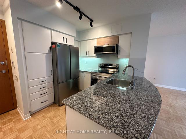 1205 - 33 Sheppard Ave E, Condo with 1 bedrooms, 1 bathrooms and 1 parking in Toronto ON | Image 38