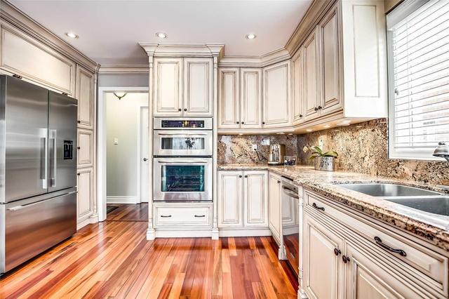 1204 Lansdown Dr, House detached with 4 bedrooms, 5 bathrooms and 3 parking in Oakville ON | Image 12