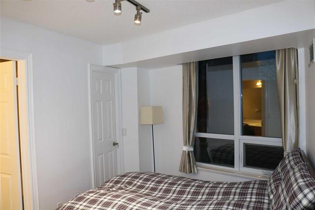 305 - 15 Greenview Ave, Condo with 2 bedrooms, 2 bathrooms and 1 parking in Toronto ON | Image 13