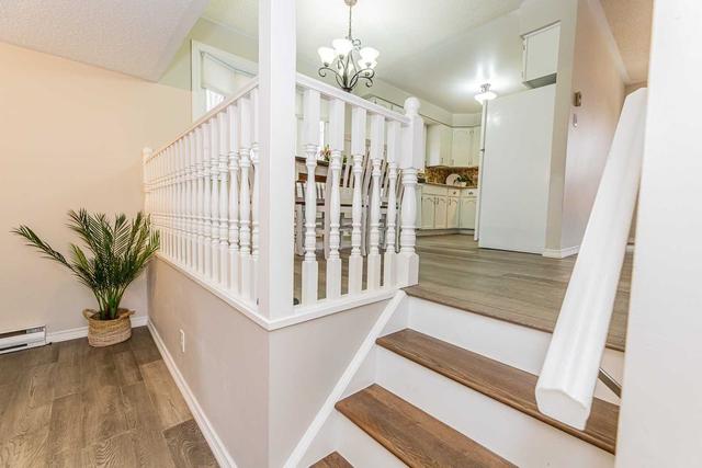 160 5th Ave E, House detached with 3 bedrooms, 2 bathrooms and 5 parking in Owen Sound ON | Image 9