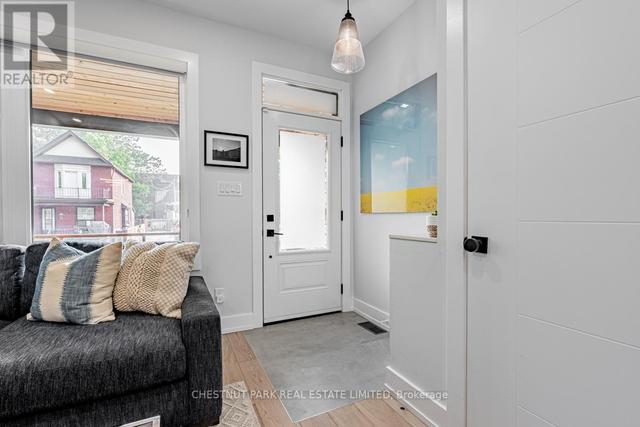 277 Boston Ave, House semidetached with 3 bedrooms, 4 bathrooms and 1 parking in Toronto ON | Image 3