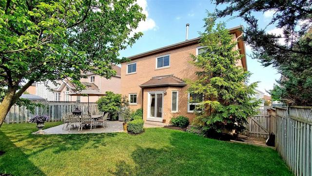 348 Brookside Rd, House detached with 4 bedrooms, 3 bathrooms and 5 parking in Richmond Hill ON | Image 26