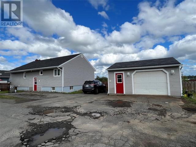 1 Chestnut Place, House detached with 3 bedrooms, 1 bathrooms and null parking in Grand Falls-Windsor NL | Image 2