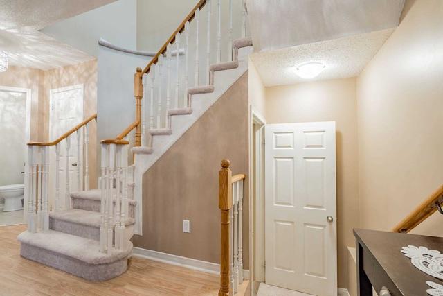 585 Skinner Ave, House semidetached with 3 bedrooms, 4 bathrooms and 3 parking in Newmarket ON | Image 11