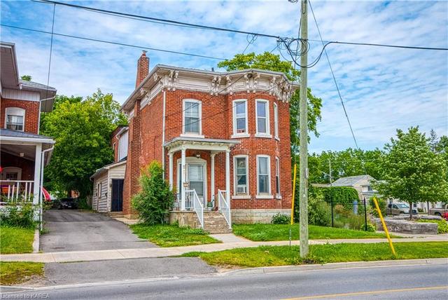 11 Bridge Street W, House detached with 4 bedrooms, 3 bathrooms and 3 parking in Greater Napanee ON | Image 1