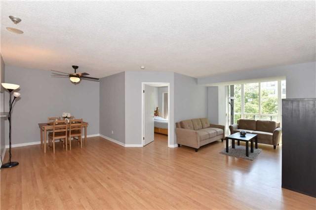404 - 1470 Midland Ave, Condo with 2 bedrooms, 2 bathrooms and 1 parking in Toronto ON | Image 9