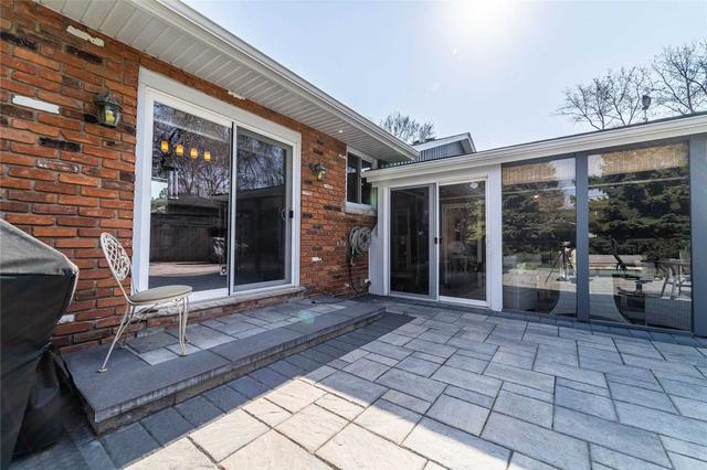 1100 Dovercourt Ave, House detached with 3 bedrooms, 3 bathrooms and 5 parking in Burlington ON | Image 7