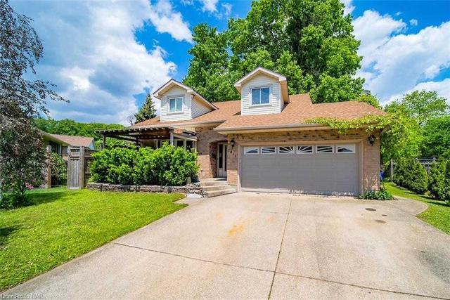 7411 Petrullo Crt, House detached with 3 bedrooms, 4 bathrooms and 6 parking in Niagara Falls ON | Image 28