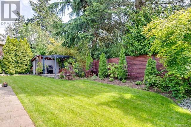 7031 Con Ada Rd, House detached with 4 bedrooms, 3 bathrooms and 4 parking in Central Saanich BC | Image 49