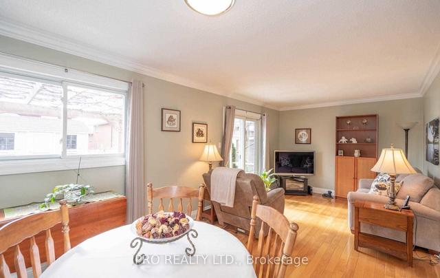 3893 - 3893 Midhurst Lane W, House semidetached with 3 bedrooms, 3 bathrooms and 5 parking in Mississauga ON | Image 5
