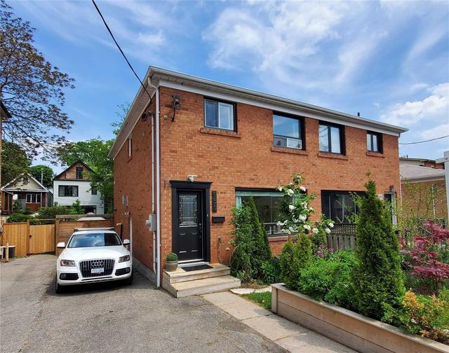 155 Bellefair Ave, House semidetached with 3 bedrooms, 2 bathrooms and 3 parking in Toronto ON | Image 1