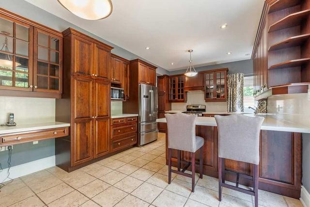 1461 Caroline St, House detached with 4 bedrooms, 3 bathrooms and 5 parking in Burlington ON | Image 24