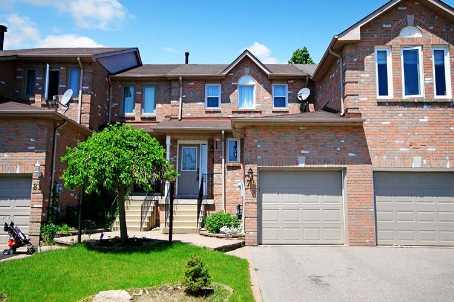 79 Pinebrook Cres, House attached with 3 bedrooms, 2 bathrooms and 1 parking in Whitby ON | Image 1