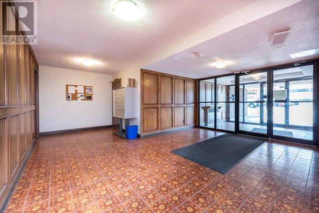 203, - 330 15 Avenue Sw, Condo with 2 bedrooms, 1 bathrooms and 1 parking in Calgary AB | Image 28