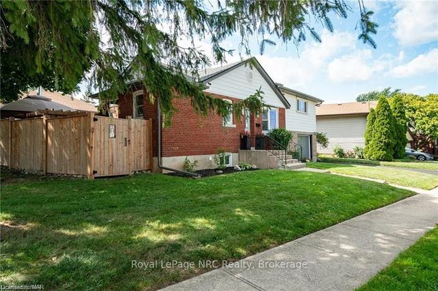 1 Keating St, House detached with 4 bedrooms, 2 bathrooms and 4 parking in St. Catharines ON | Image 19