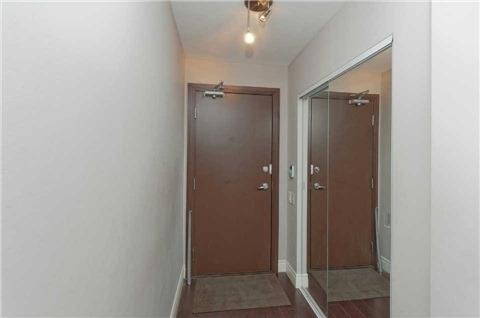 1800 - 33 Sheppard Ave E, Condo with 1 bedrooms, 1 bathrooms and 1 parking in Toronto ON | Image 2
