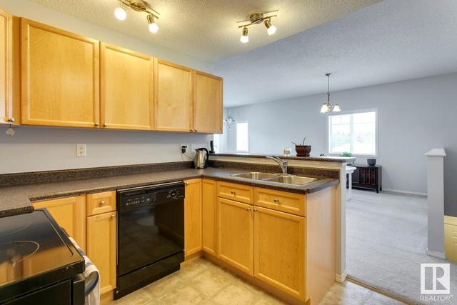 22 - 2508 Hanna Cr Nw, House attached with 2 bedrooms, 1 bathrooms and null parking in Edmonton AB | Card Image